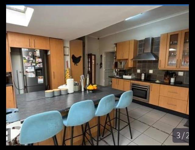 3 BEDROOM HOUSE FOR SALE IN VORNA VALLEY